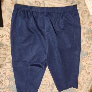 Women's (plus) denim capri